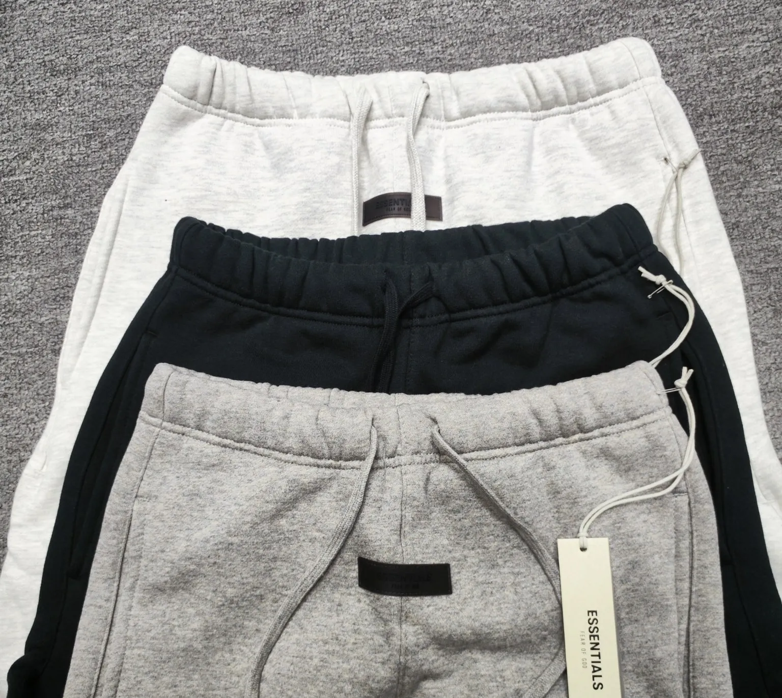 🦋 、Hot Sale🦋 108 【 】 FEAR OF GOD ESSENTIALS FOG Same Style New Arrival LOGO ， Hot Sale Hot Sale， ！ FOG ， ！ Versatile ！ ESSENTIALS FEAR OF GOD savdni 3000W ， ， 。【 LOGO FEAR A ，A ， 】 ， ， ， 。 ： Black Size：XS-XL